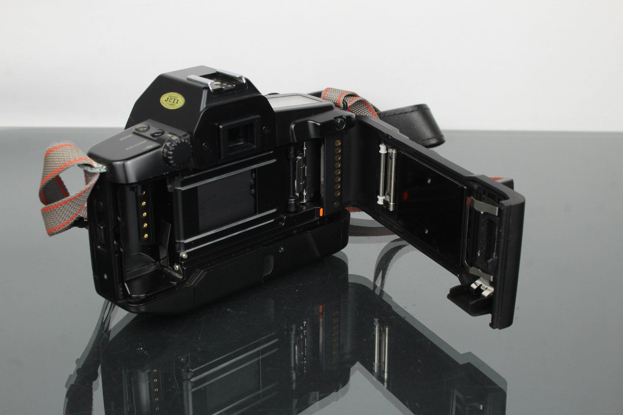 Canon EOS 650 Body - Dutch|Thrift