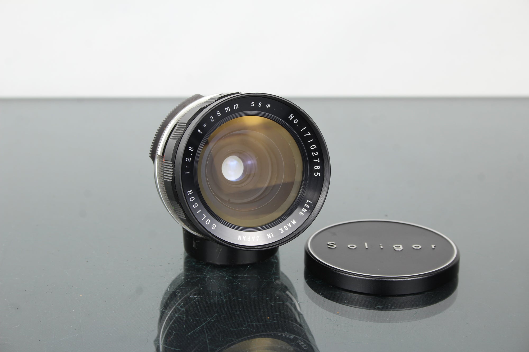 Soligor 1:2.8 f=28mm M42-Montage