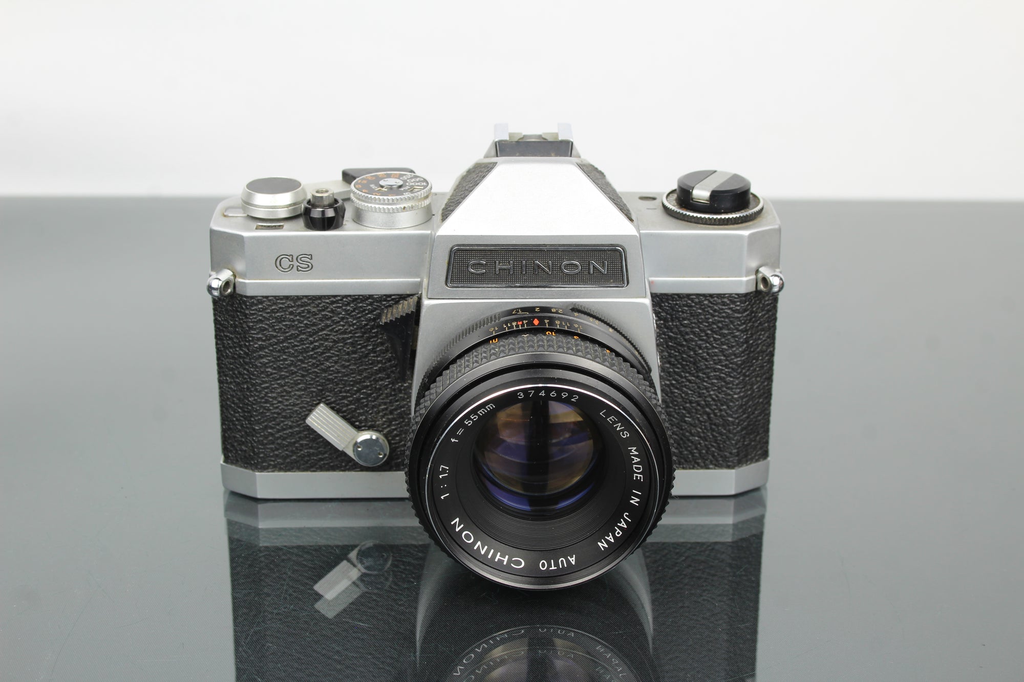 Chinon CS + 55mm 1.7 Chinon-Objektiv