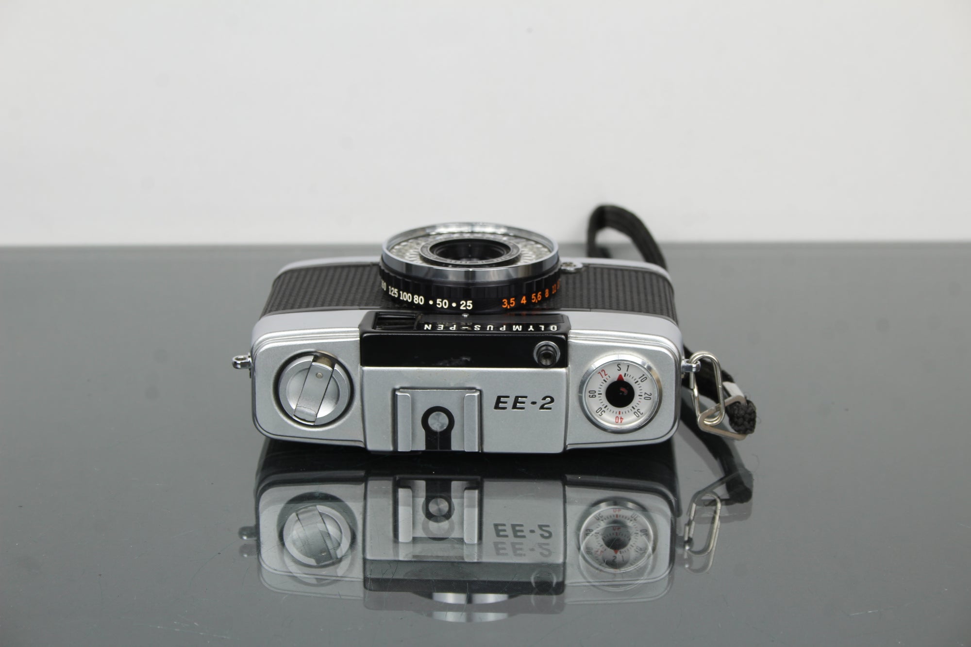 Olympus PEN EE-2