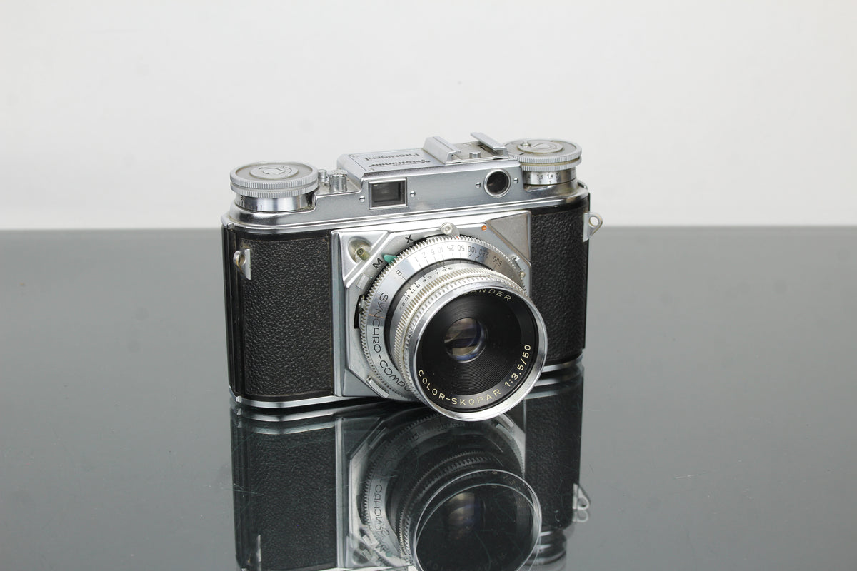 Voigtländer Prominent + 50mm f/1.5 Nokton Objektiv