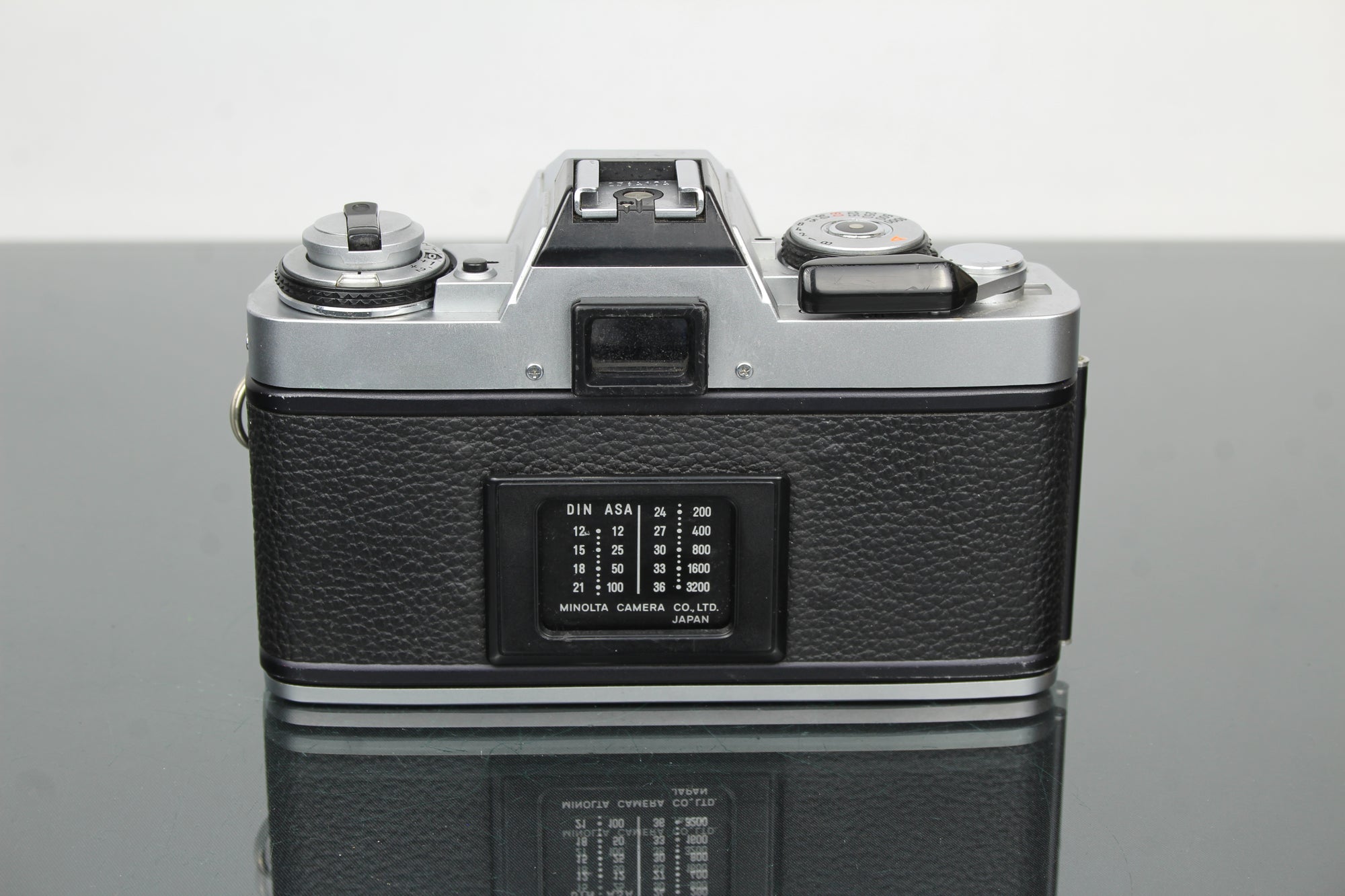 Minolta XG-M + 45mm 1:2 Minolta MD Rokkor lens