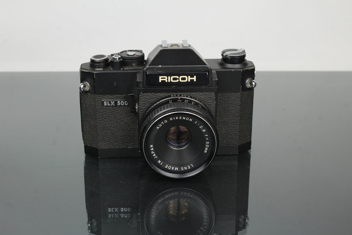 Ricoh SLX 500 + 50mm 2.8 Auto Rikenon Objektiv