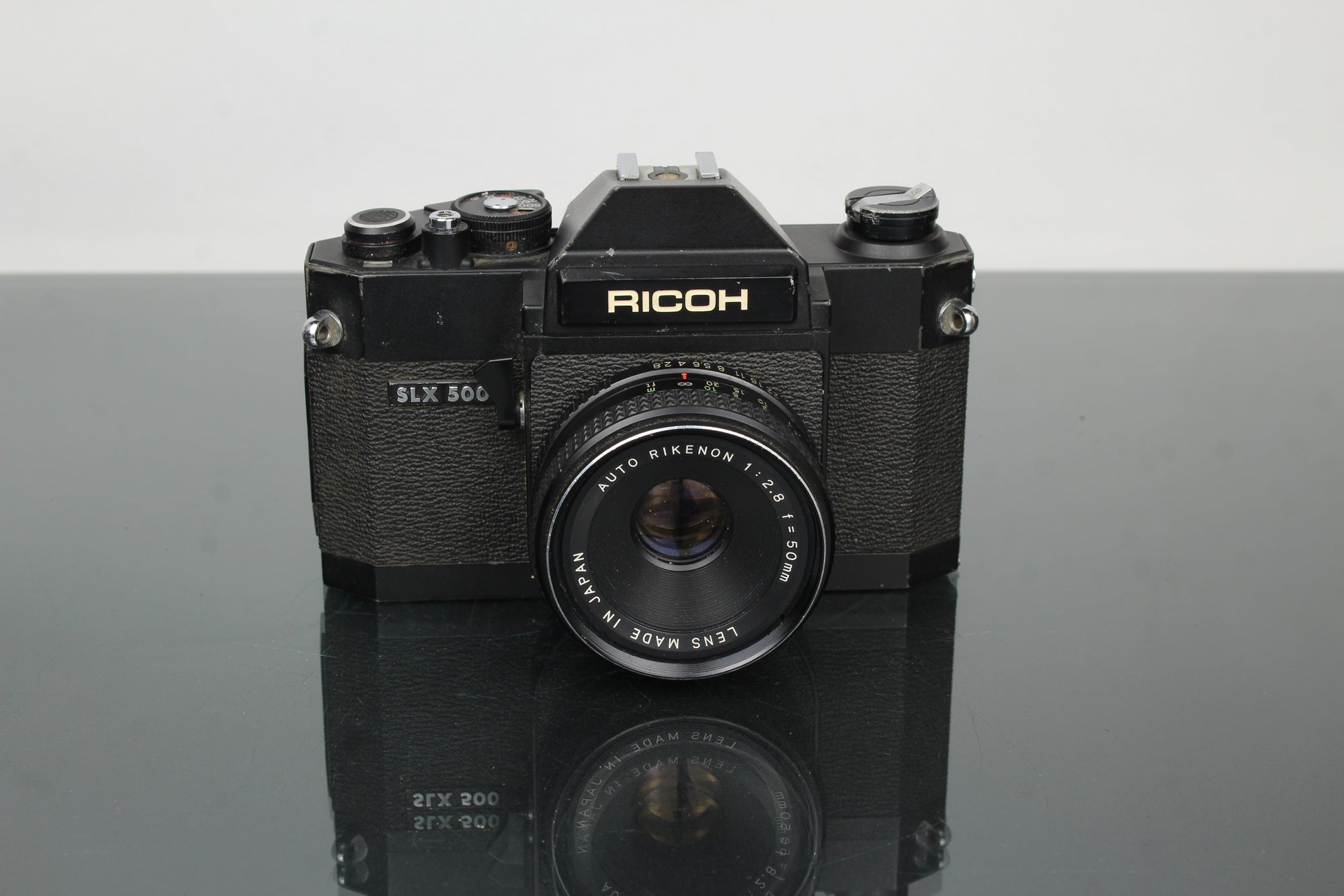 Ricoh SLX 500 + 50mm 2.8 Auto Rikenon Objektiv