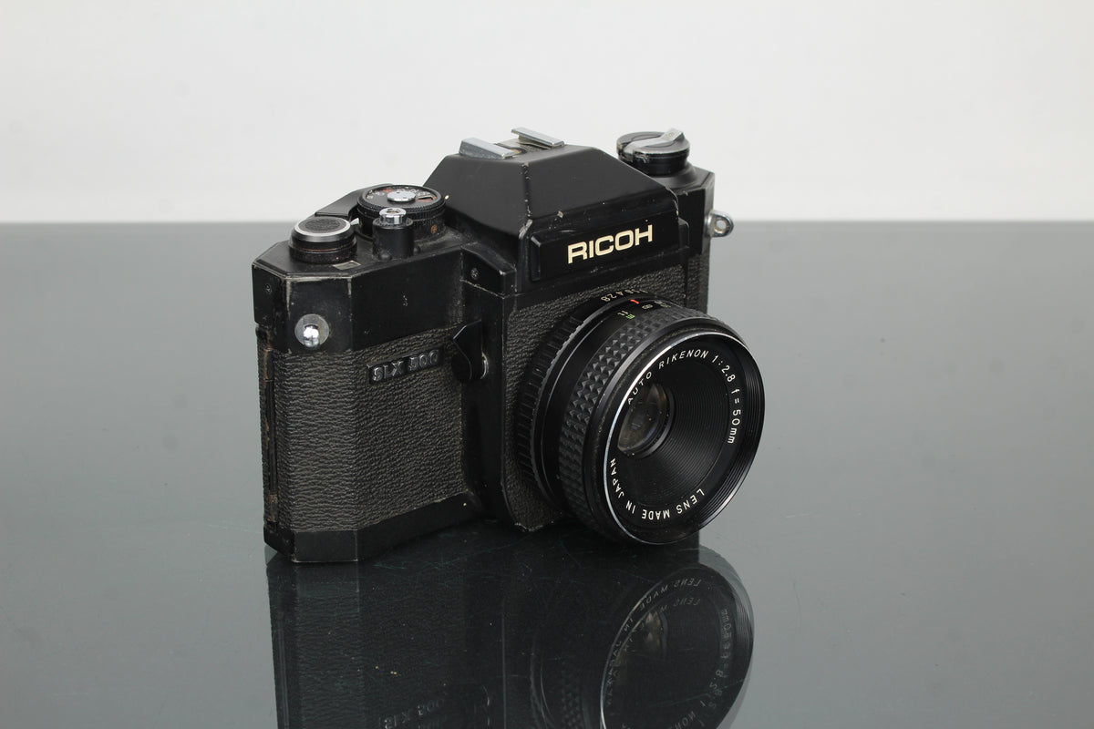 Ricoh SLX 500 + 50mm 2.8 Auto Rikenon Objektiv