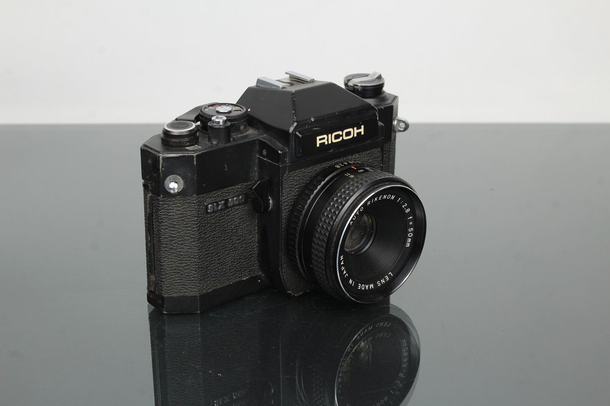 Ricoh SLX 500 + 50mm 2.8 Auto Rikenon Objektiv