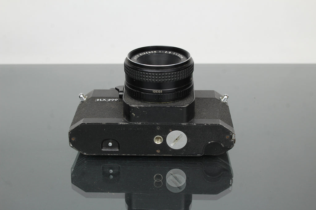 Ricoh SLX 500 + 50mm 2.8 Auto Rikenon Objektiv