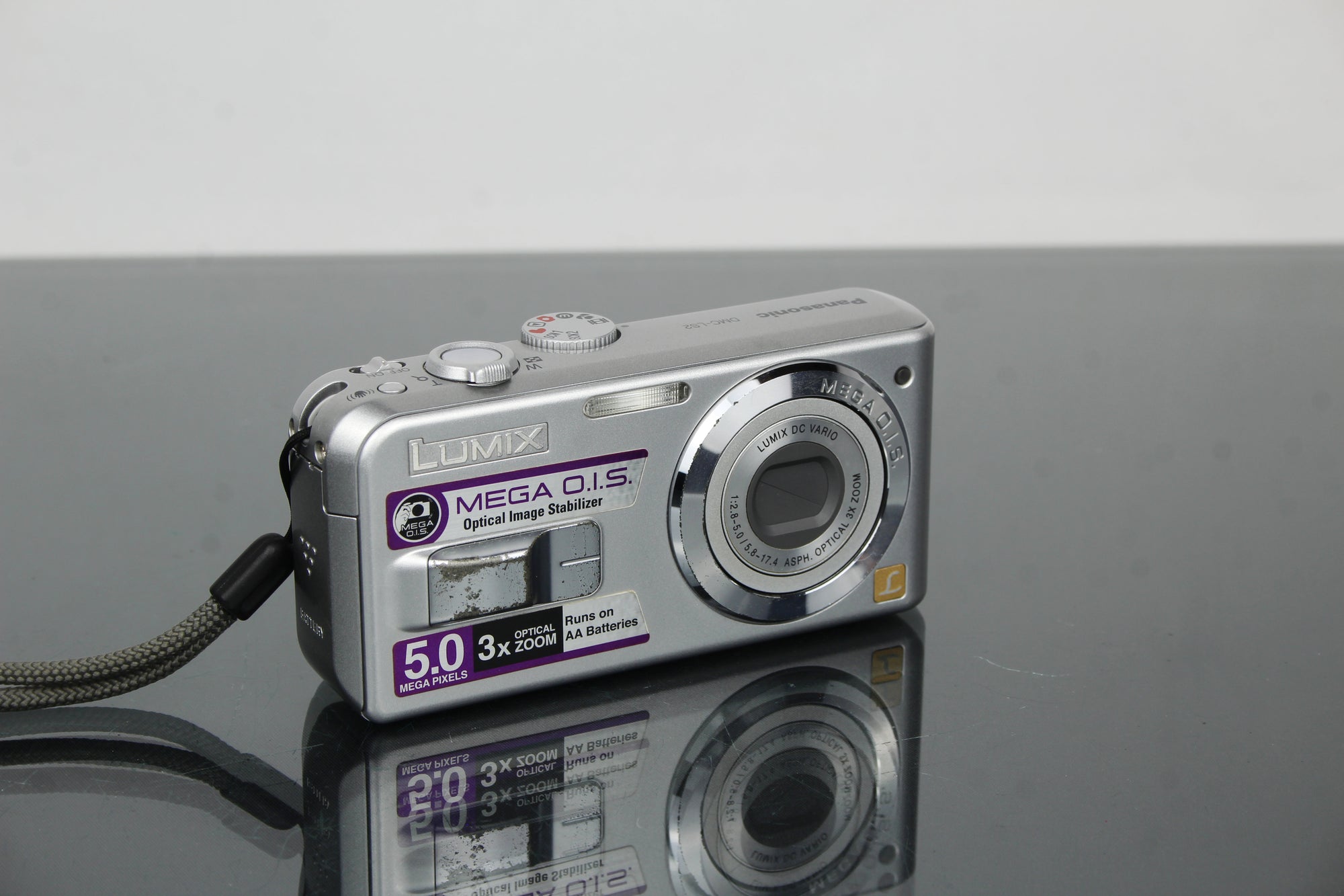 Panasonic Lumix DMC-LS2