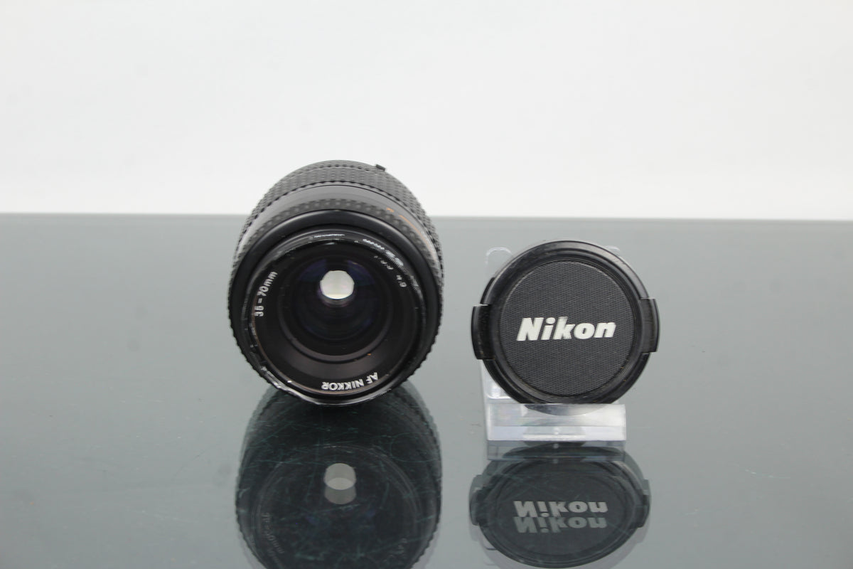 Nikon AF Nikkor 35-70mm 1:3.3-4.5 (F-Mount)
