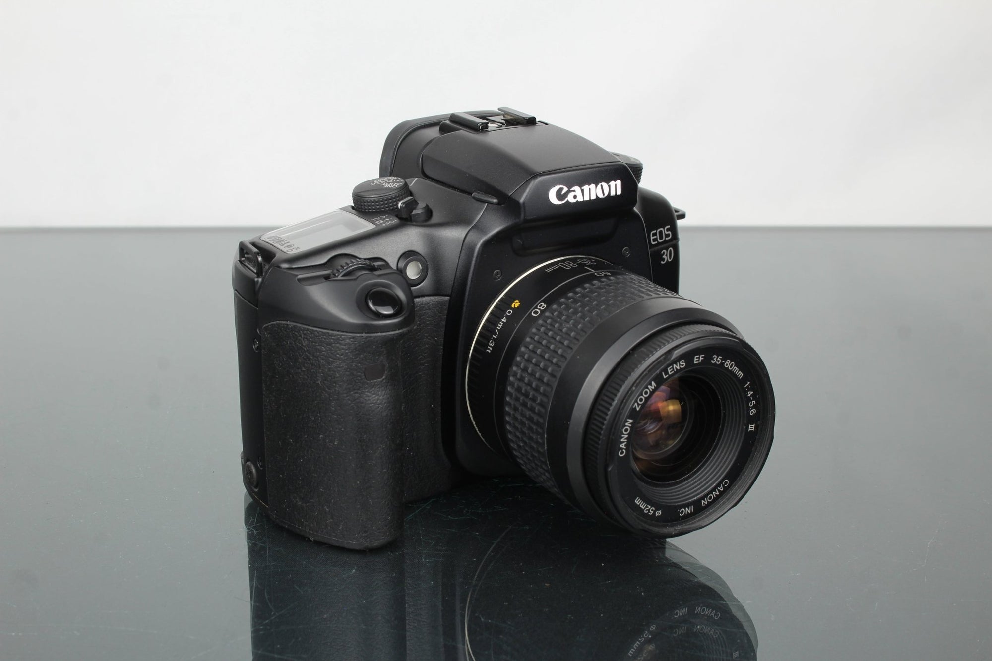 Canon EOS 30 + 35 - 80mm 1:4 - 5.6 Canon lens - Dutch|Thrift