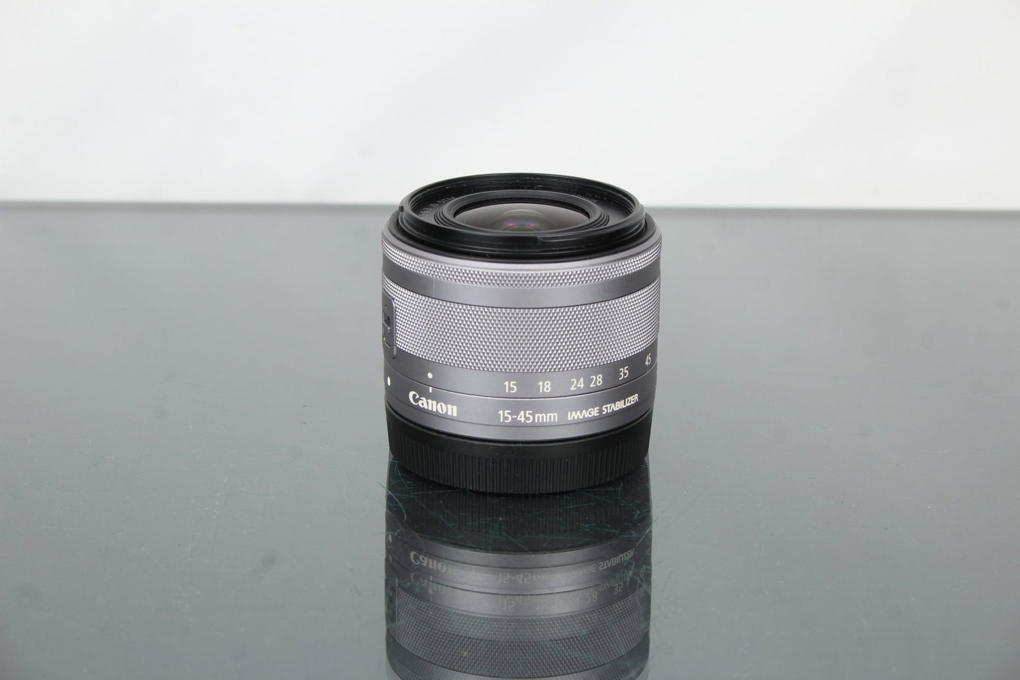 Canon Zoom Lens EF - M 15 - 45mm 1:3.5 - 6.3 - Dutch|Thrift