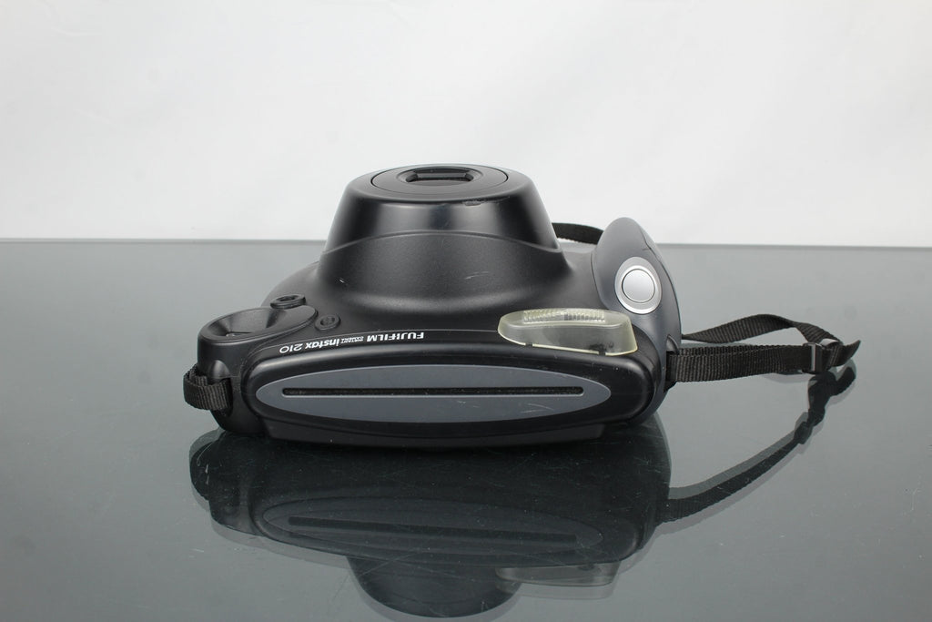 Fujifilm instax 210 - Dutch|Thrift