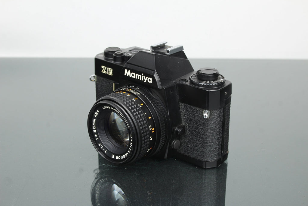Mamiya ZE + 50mm 1.7 Mamiya lens - Dutch|Thrift