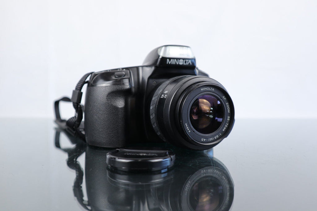 📷 Minolta Dynax 300si | 35mm SLR Film Camera | Minolta 35 - 70mm Zoom Lens - Dutch|Thrift