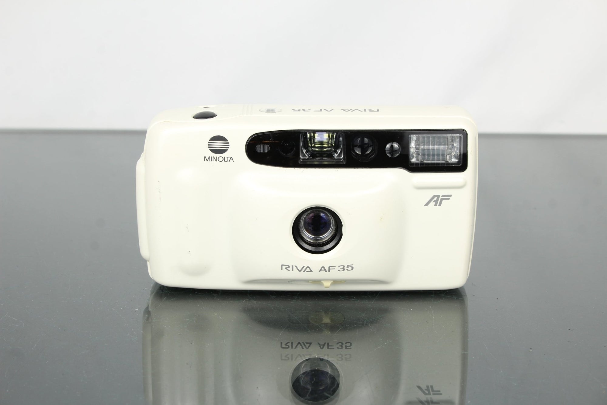 Minolta Riva AF35 - Dutch|Thrift