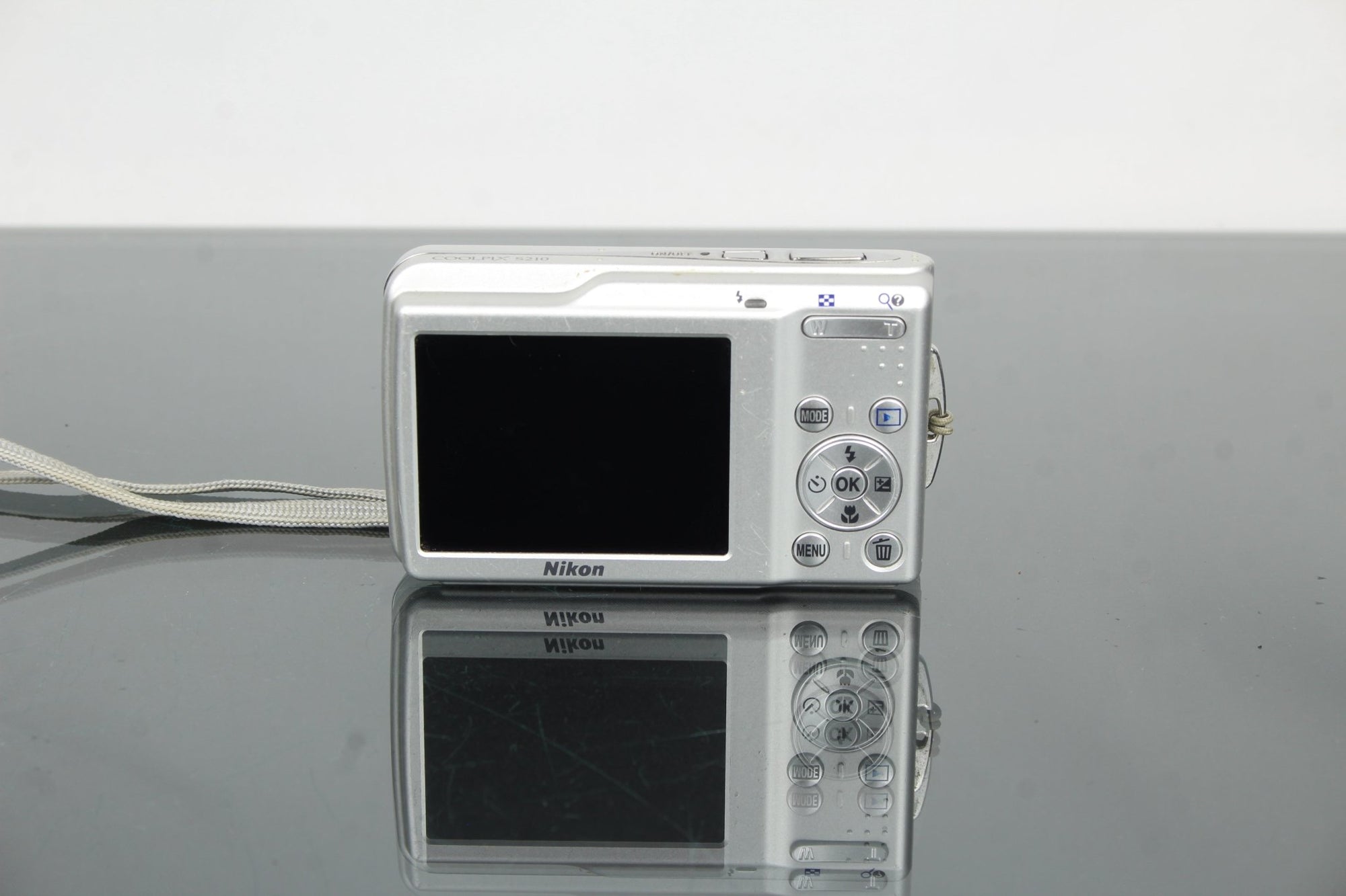 Nikon Coolpix S210 - Dutch|Thrift