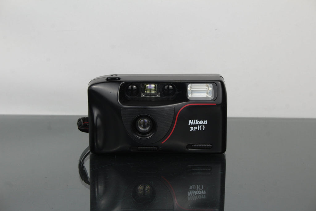 Nikon RF10 - Dutch|Thrift