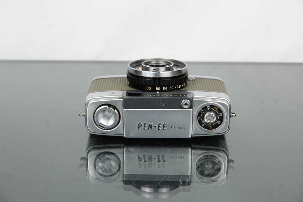 Olympus - Pen - EE - Dutch|Thrift