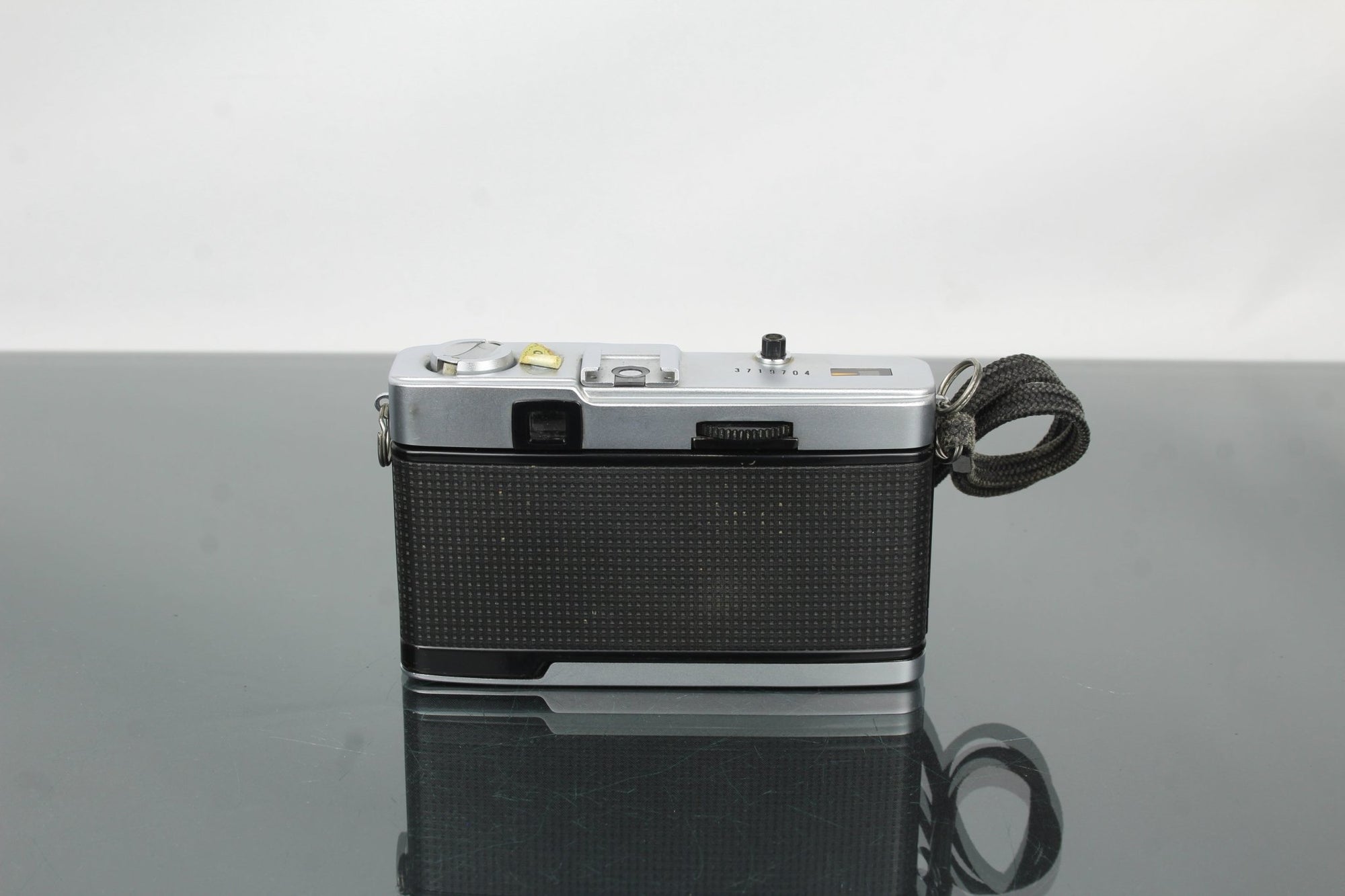 Olympus Trip 35 - Dutch|Thrift