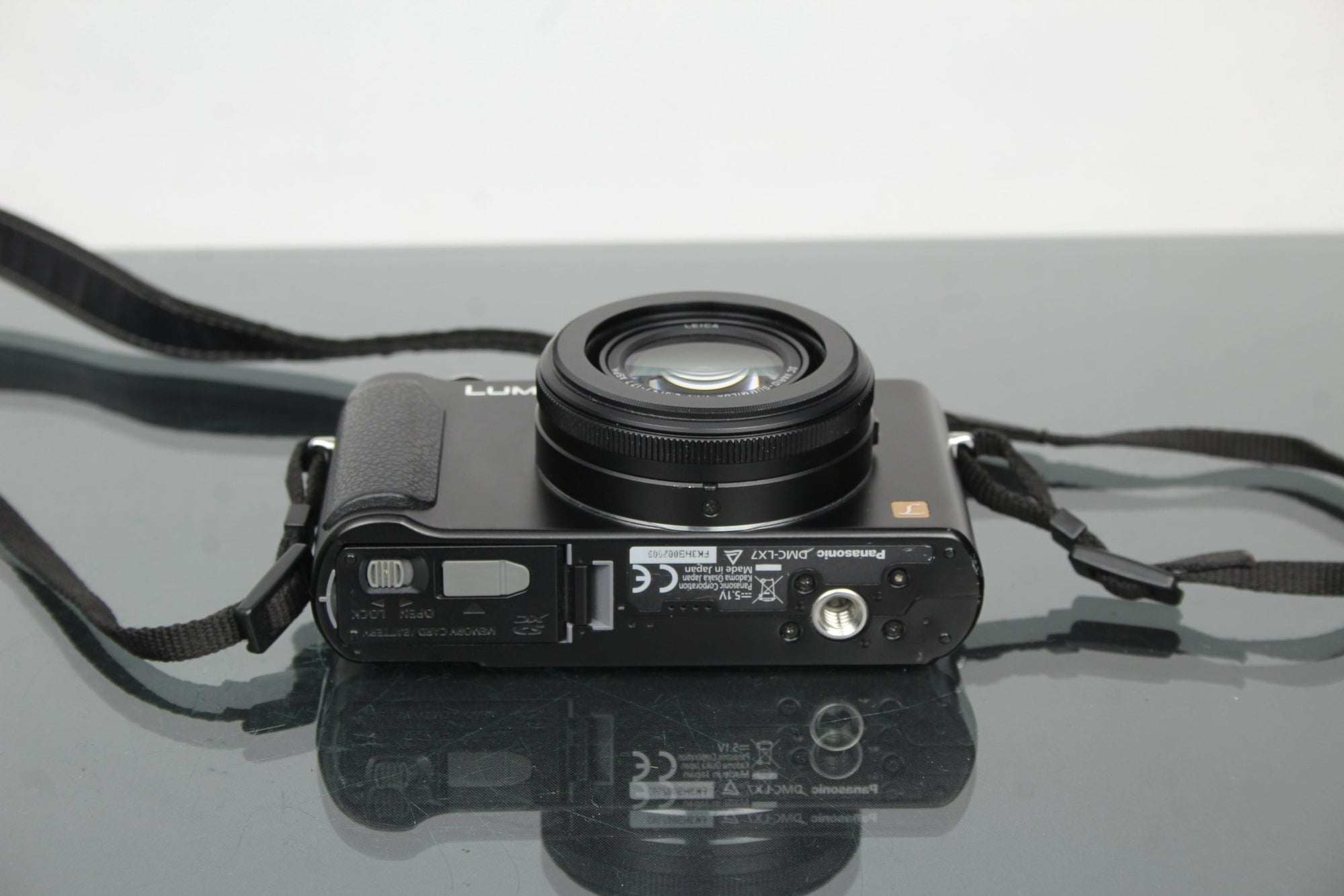 Panasonic Lumix DMC - LX7 - Dutch|Thrift