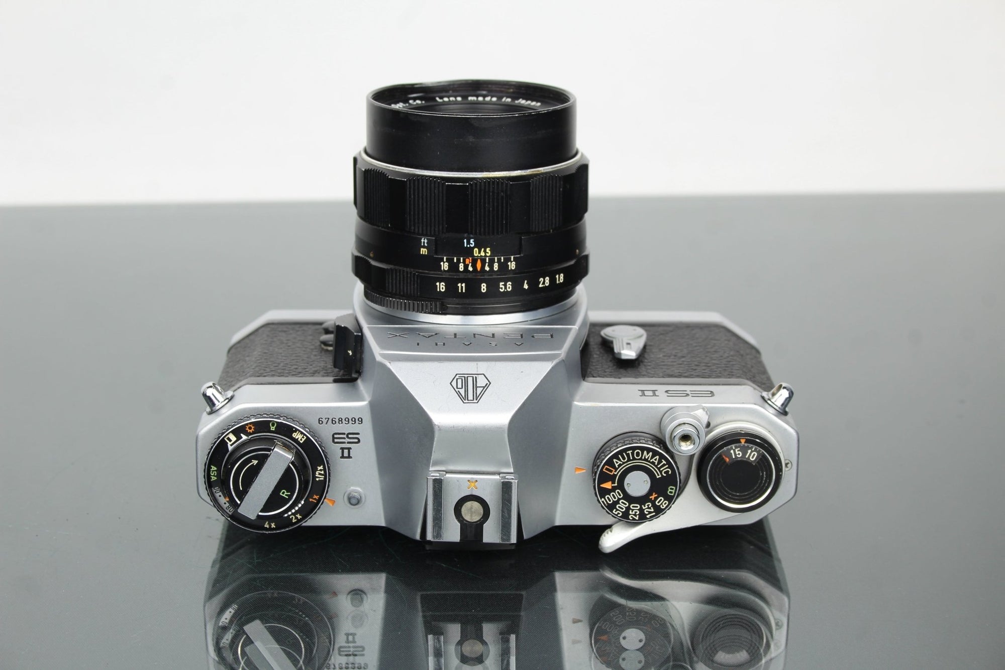 Pentax ES II + Super Takumar 55mm f/1.8 M42 lens - Dutch|Thrift