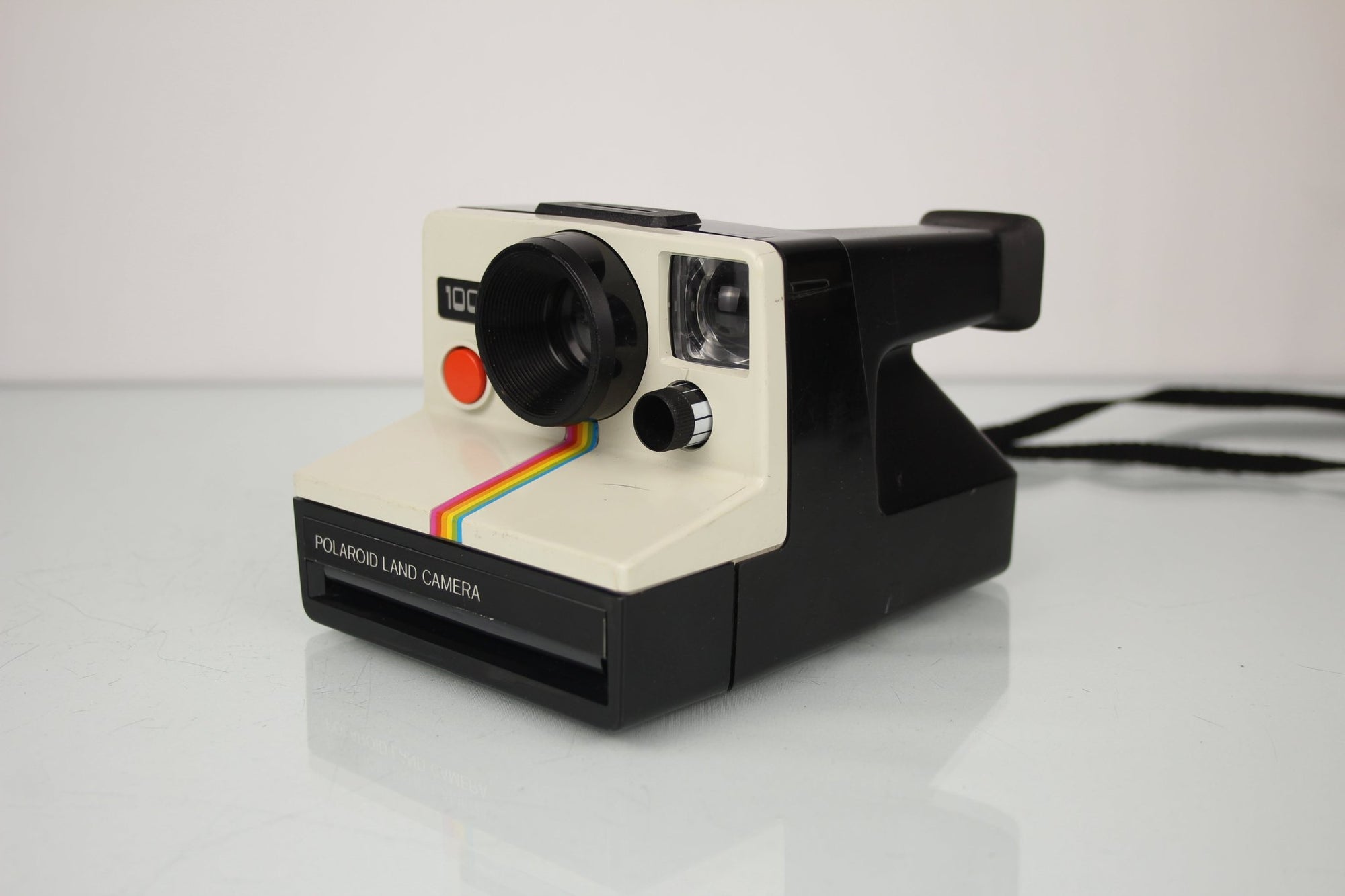 Polaroid Land Camera 1000 - Dutch|Thrift