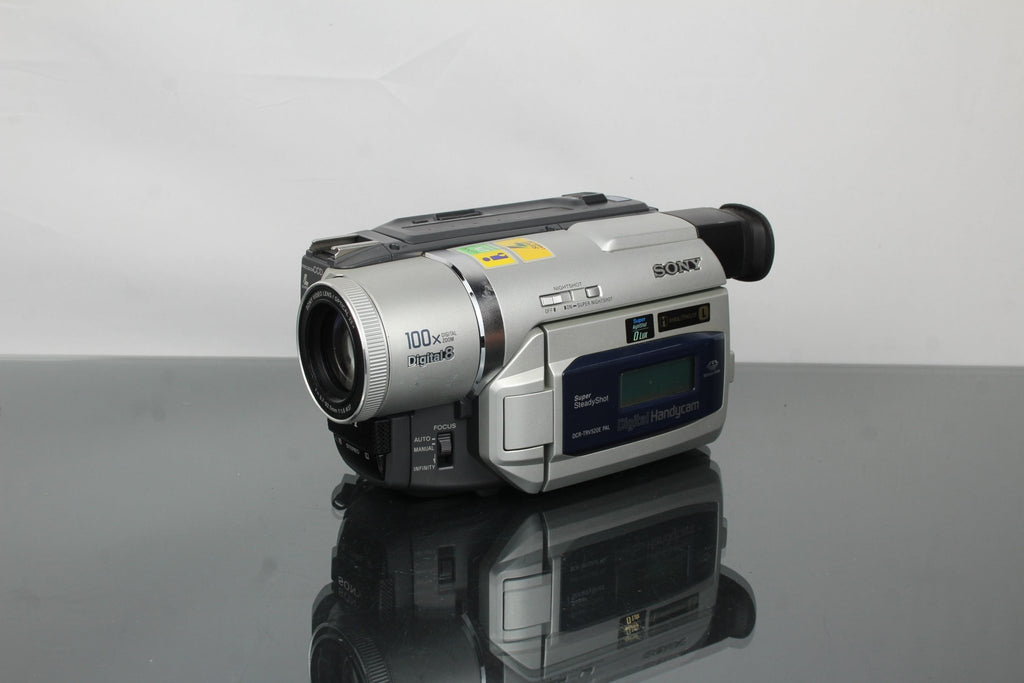 Sony Digital Handycam DCR - TRV520E PAL Hi8 - Dutch|Thrift