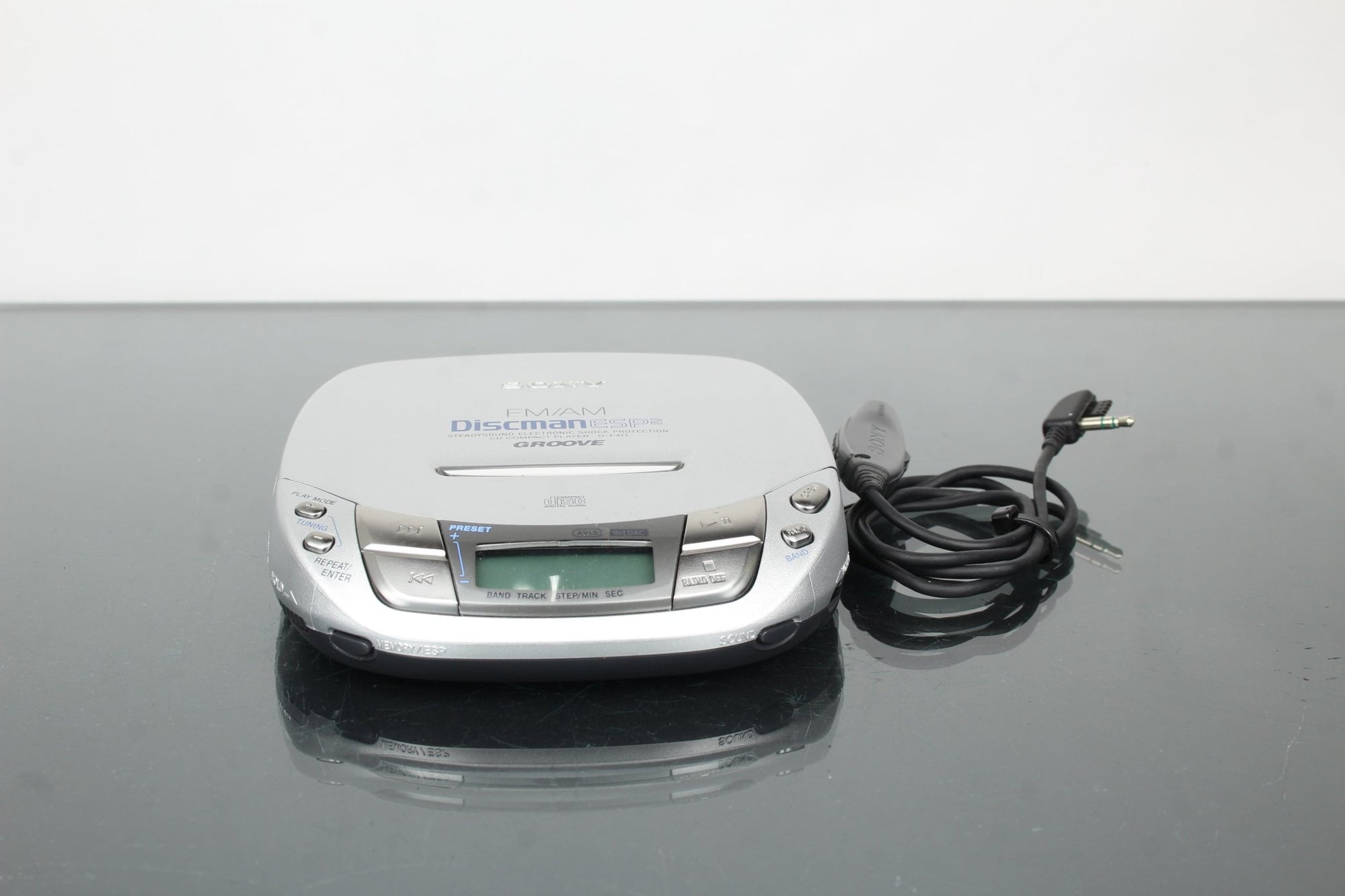 Sony Discman D - F411 - Dutch|Thrift
