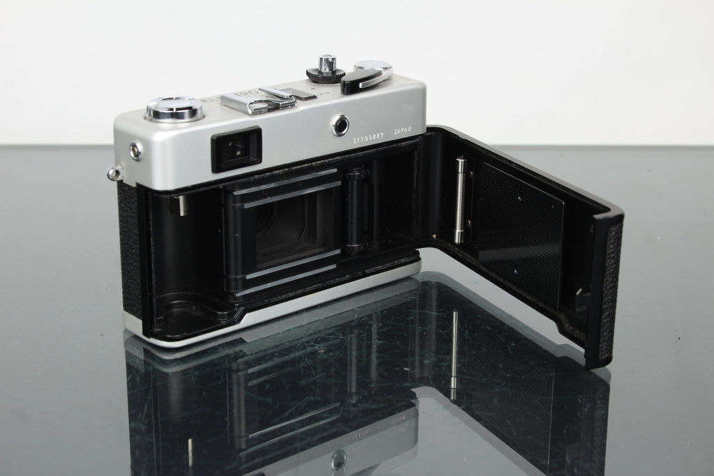 Yashica Electro 35 FC - Dutch|Thrift