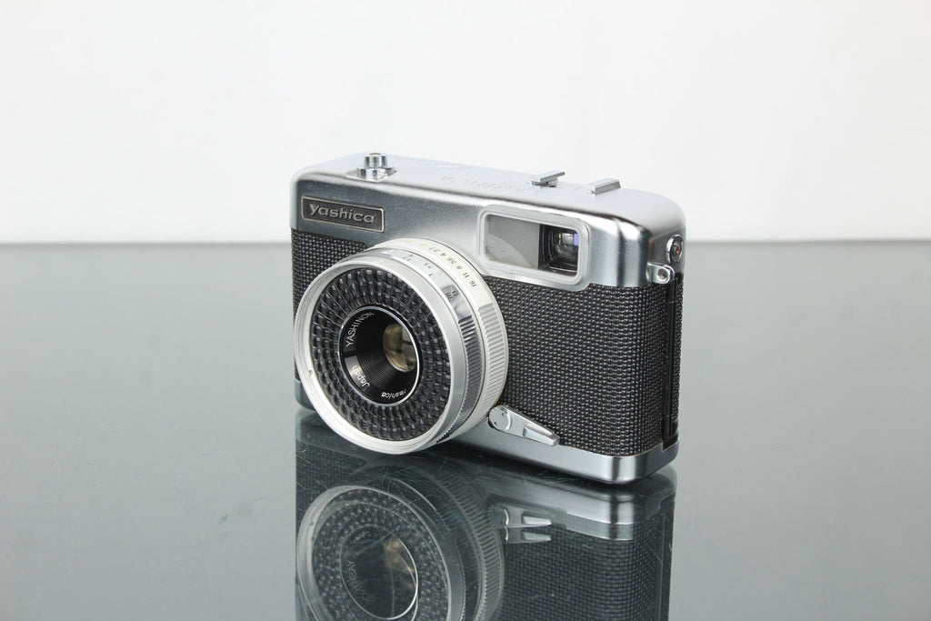 Yashica EZ - Matic - Dutch|Thrift