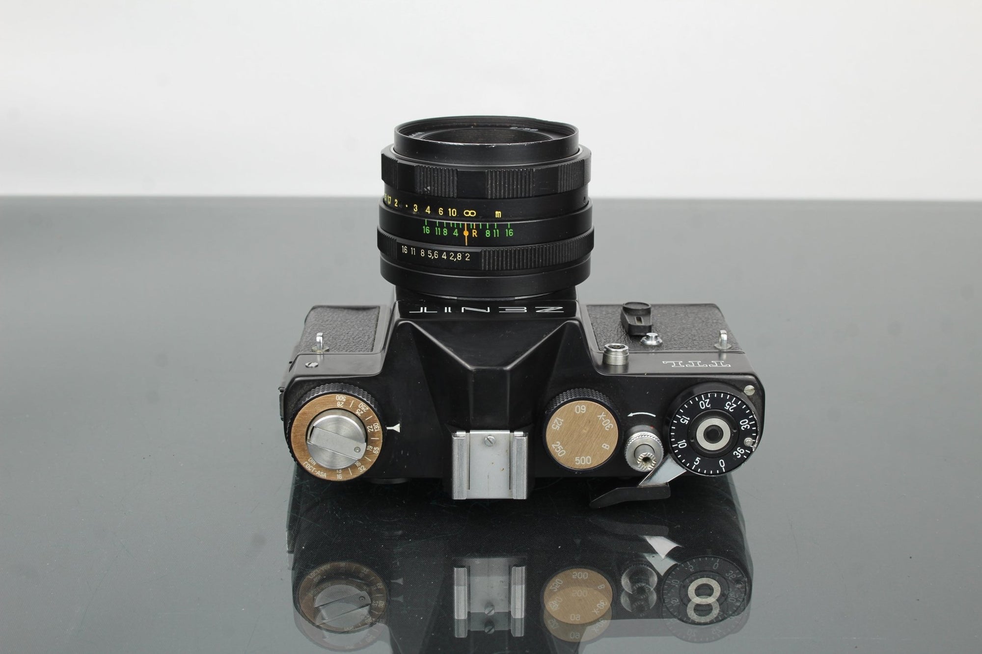 Zenit TTL + Helios 44M 2/58 - Dutch|Thrift